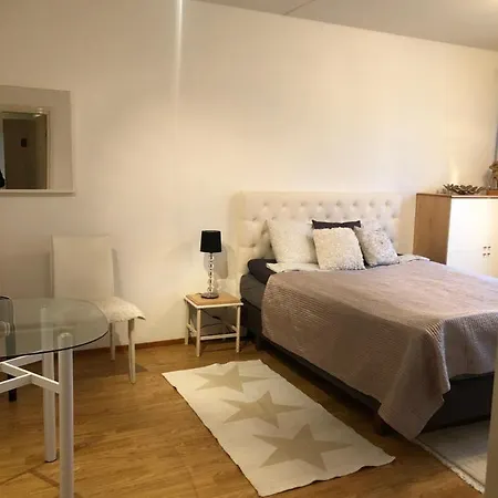 Appartement Two Bedroom 2,2km From Bus Station *